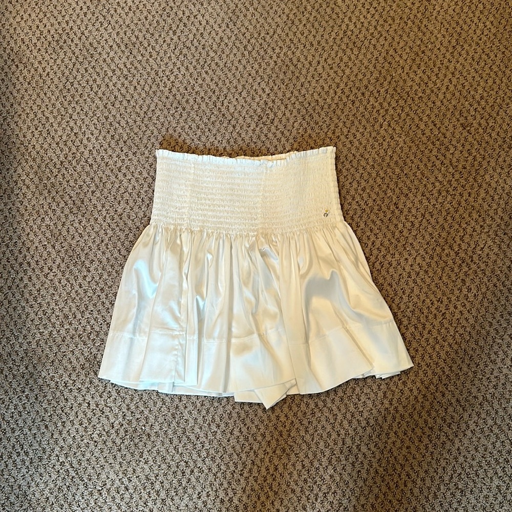 Natural life white mini skirt!